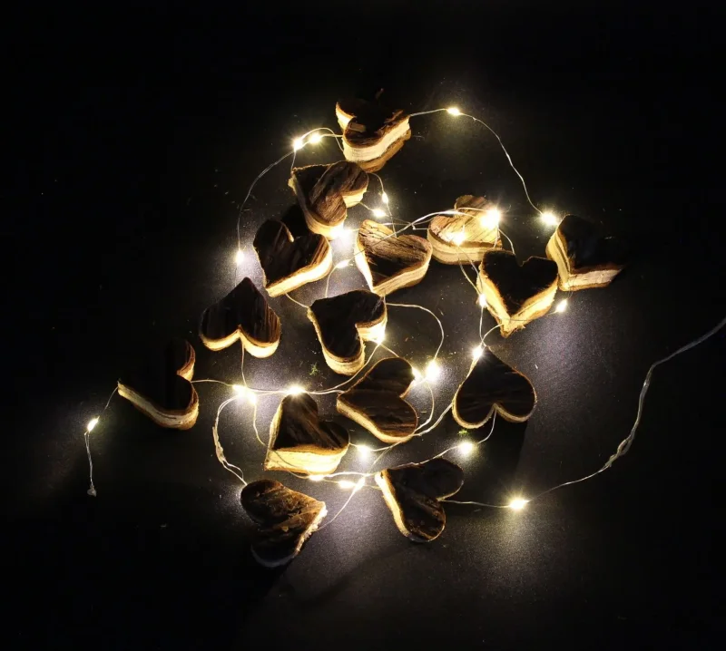 LED-Lichterkette "Holzherzchen"
