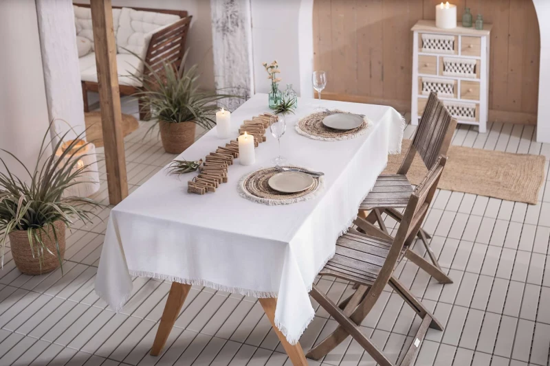 Tafeldecke Mahon, cremeweiß, Leinenoptik, 100% Baumwolle Maße: 140 x 180 cm